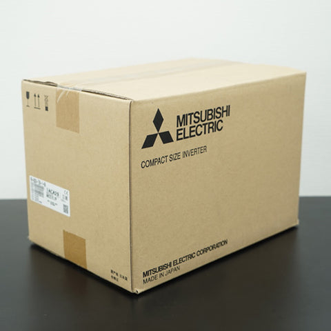 インバータ <b>FR-E820-7.5K-1-60</b>