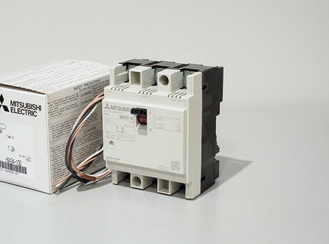 配線用遮断器(NF) <b>MB30-KC 3P 1.2A 440/440V 0.4kW AX付</b>