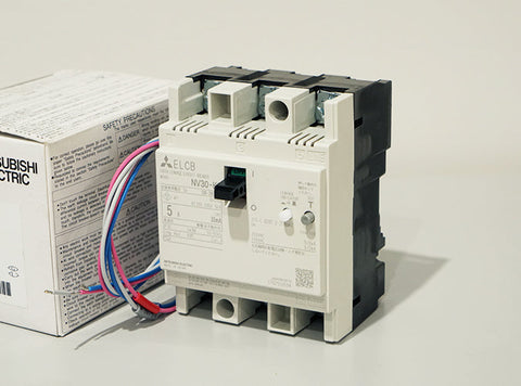 漏電遮断器(NV) <b>NV30-KC 3P 5A  AC100-200V 30mA AL付</b>